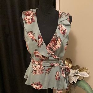 Floral sleeveless blouse